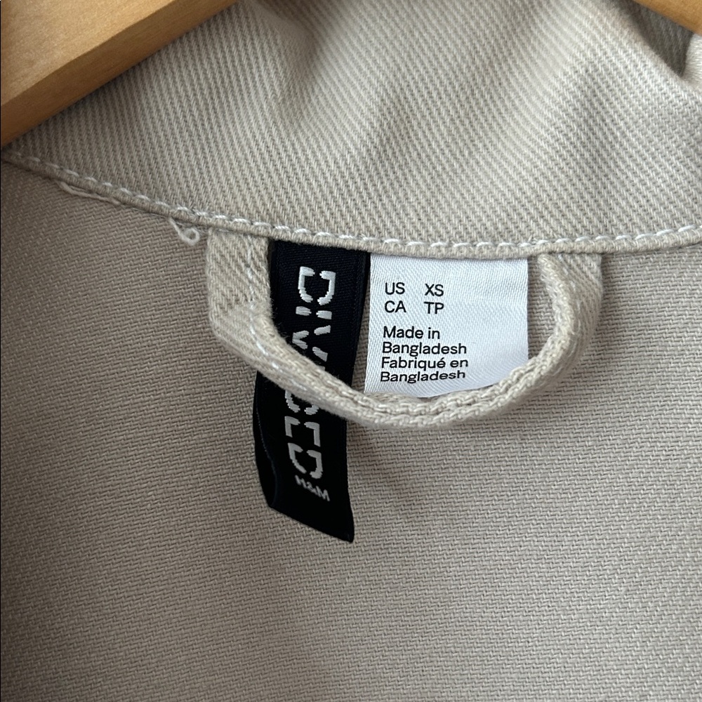 H&M Button Front Barn Jacket - Picture 5 of 10